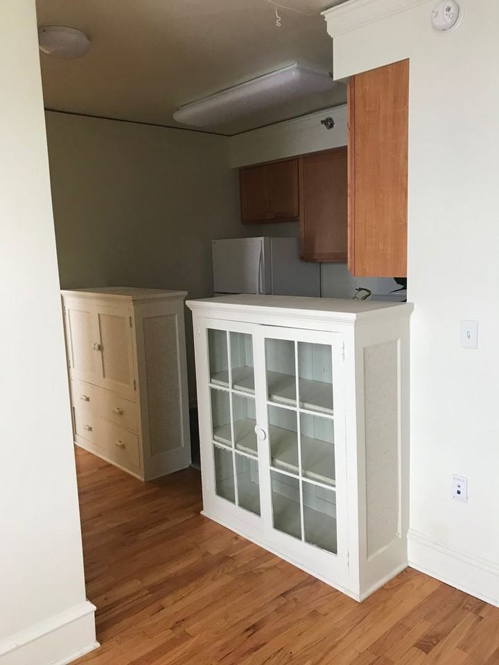 201 North 5th Avenue West #103 - Photo 2 of 4