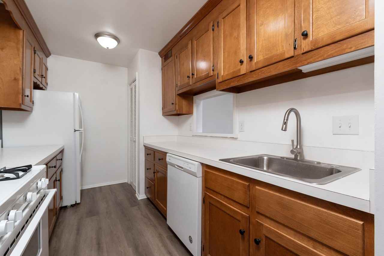 11753 North Briar Patch Drive - Photo 3 of 24