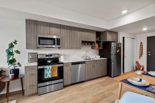 206 W Riverside Ave - Photo 1 of 1
