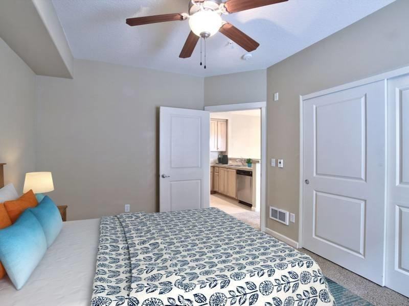 232 W Lookout Ridge Dr - Photo 2 of 35