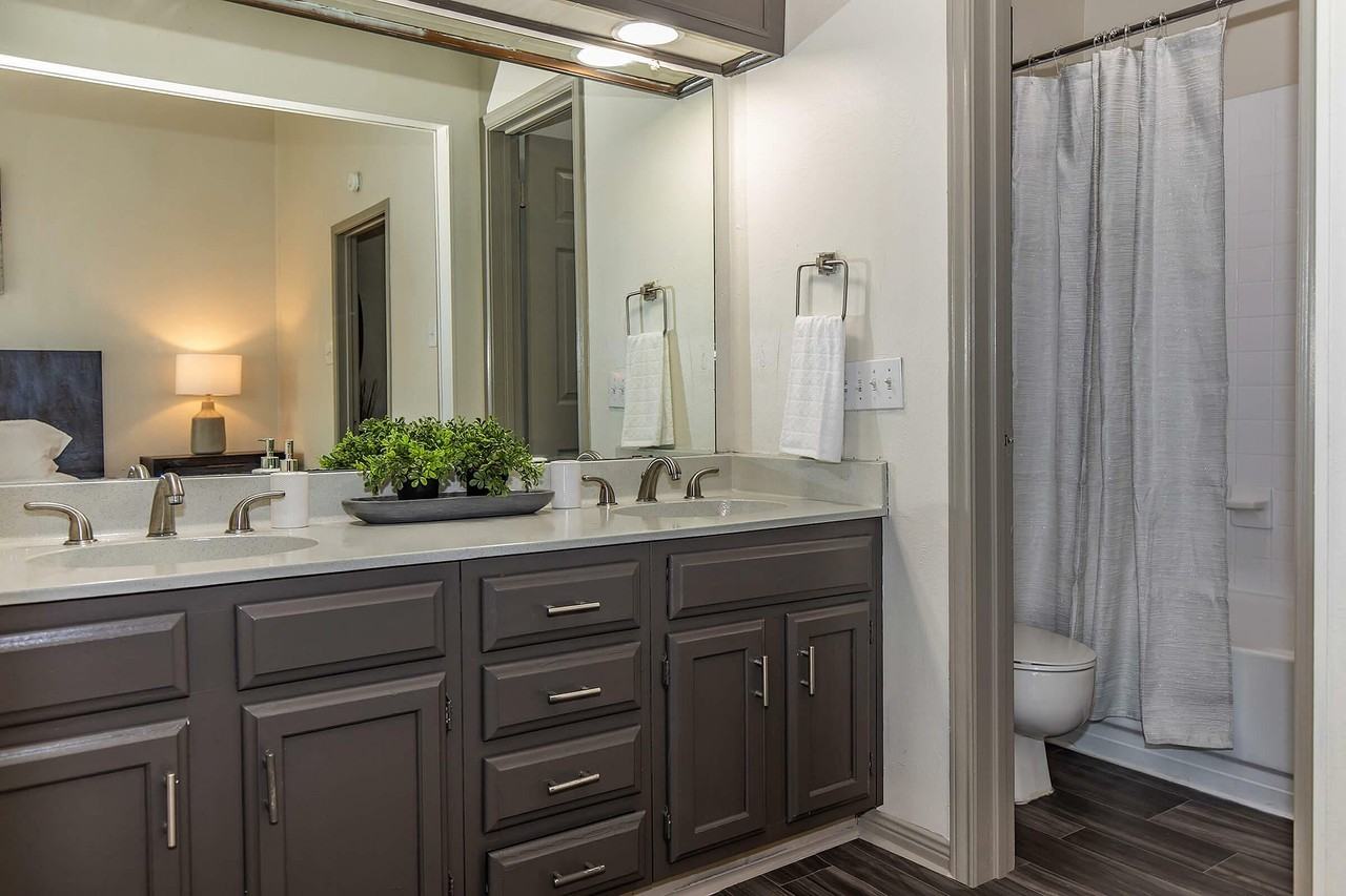 The Alto - Photo 5 of 9