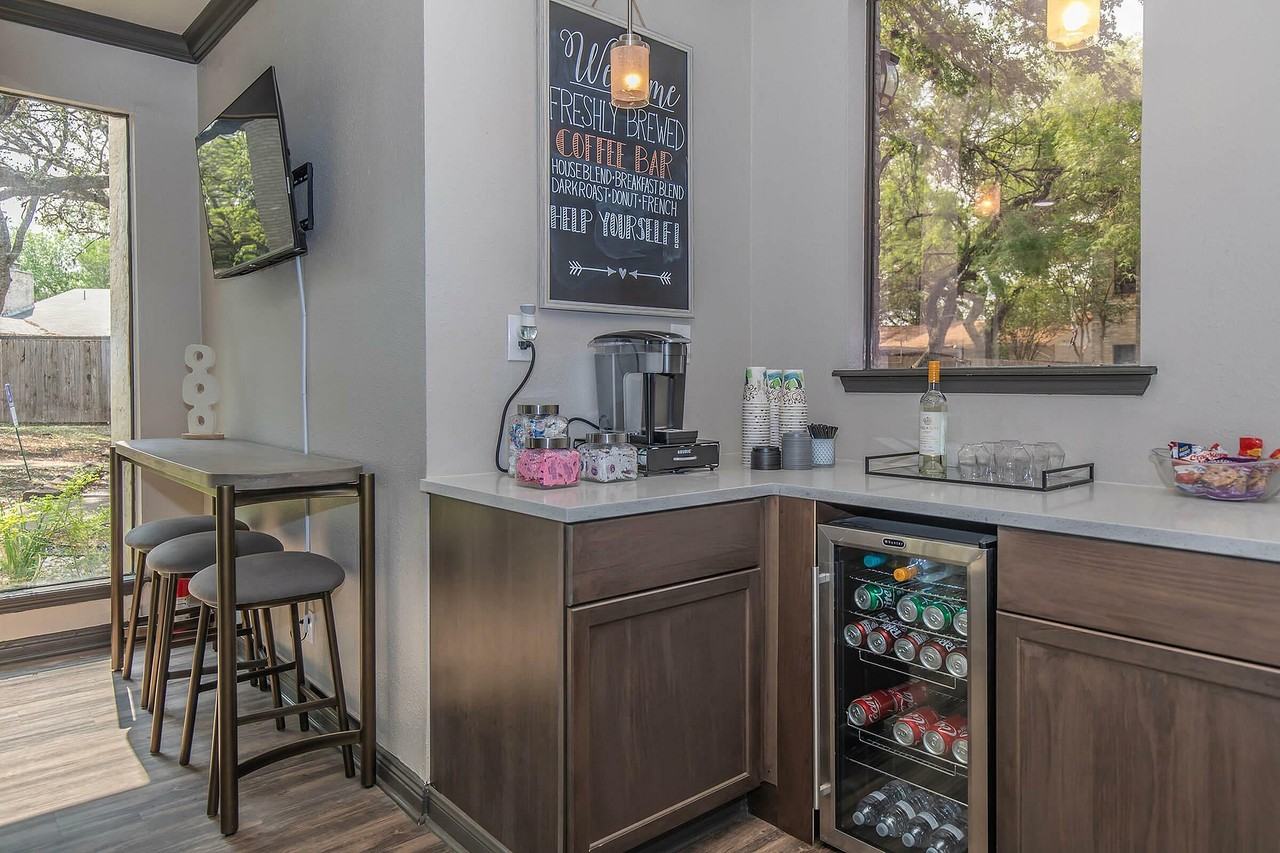 The Alto - Photo 6 of 9