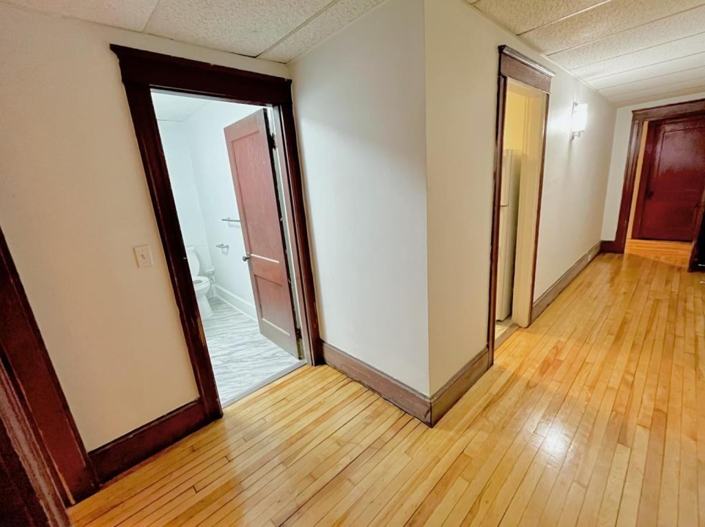 237 High St Apt 9 - Photo 7 of 9
