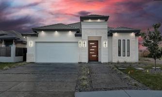 featured image of 2704 W Hatfield Ave