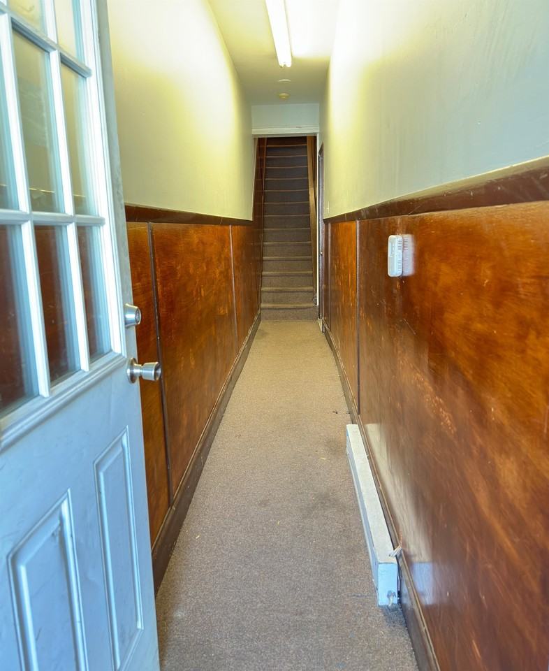 1710 Federal St 1st Fl - Photo 3 of 28