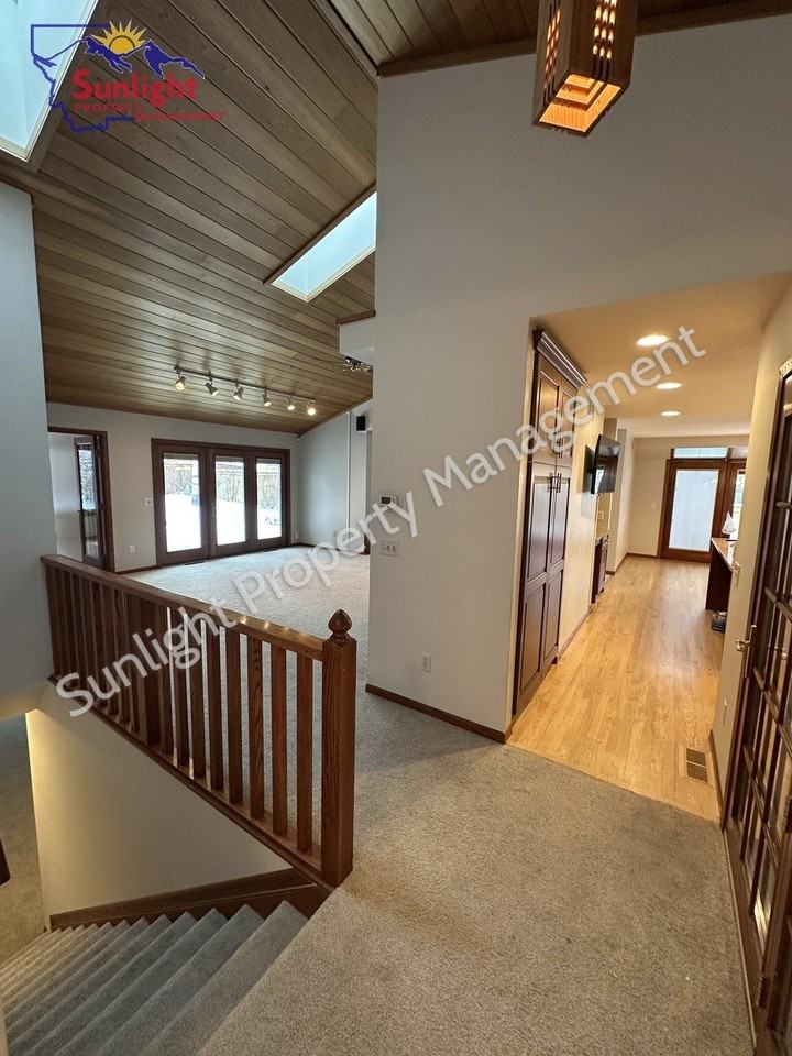 2940 Rimrock Rd #2 - Photo 4 of 26