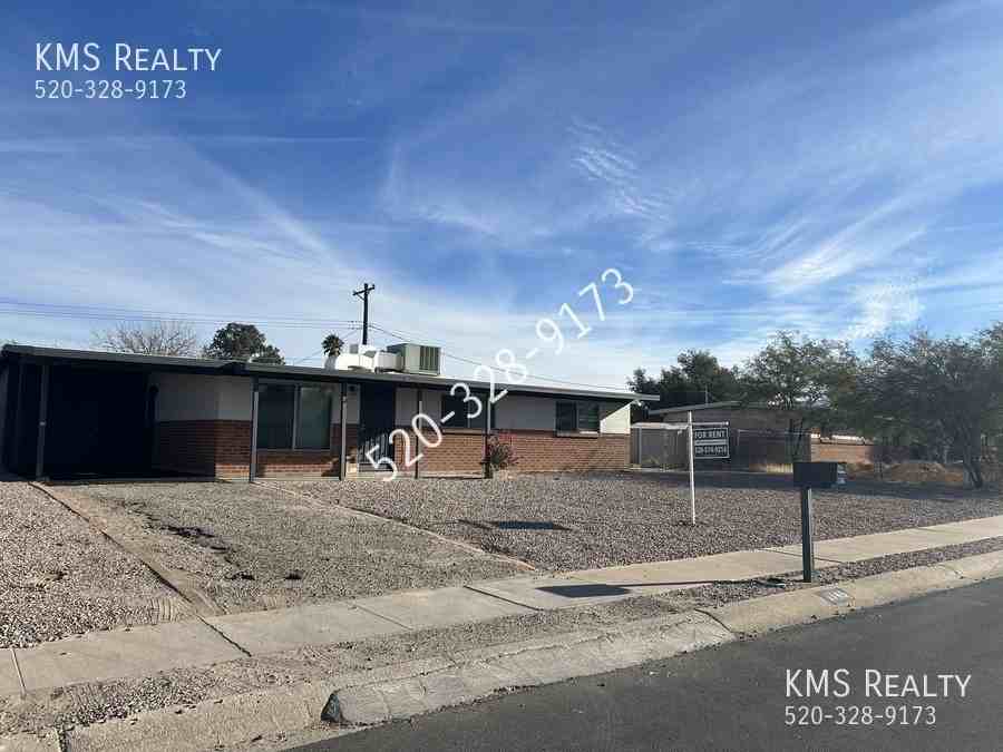6645 E Calle Dened - Photo 3 of 28