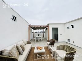 featured image of 2432 Penmar Ave #202