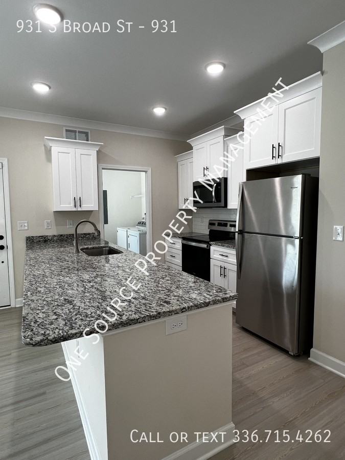 931 S Broad St #931 - Photo 3 of 19