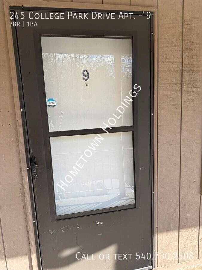 245 College Park Dr #9 - Photo 2 of 7