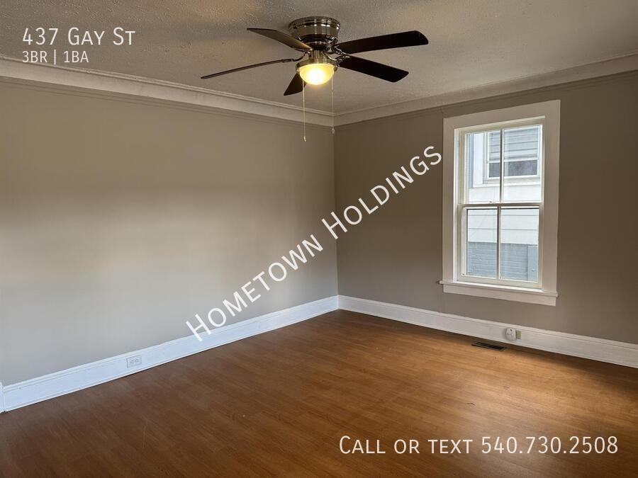 437 Gay St - Photo 5 of 9