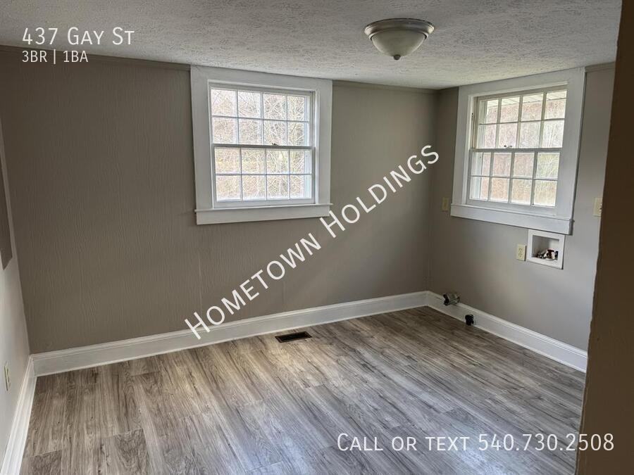 437 Gay St - Photo 6 of 9