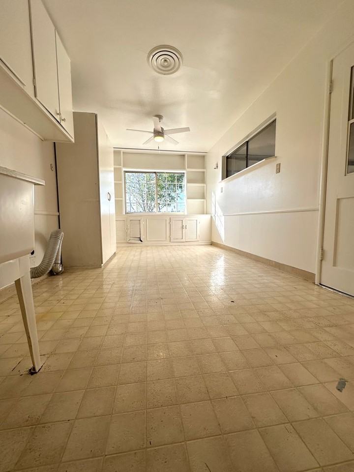 2712 El Rey St - Photo 7 of 19