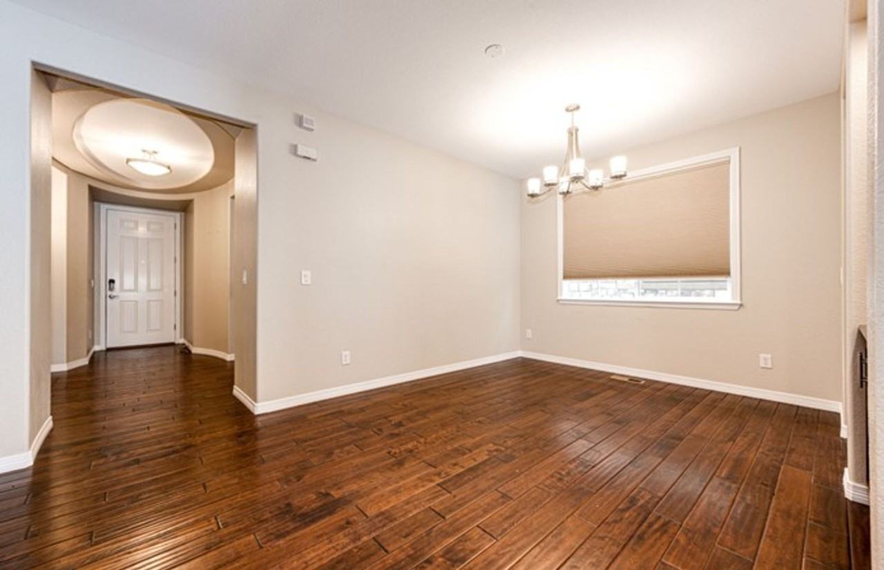 10914 Valleybrook Cir - Photo 5 of 41