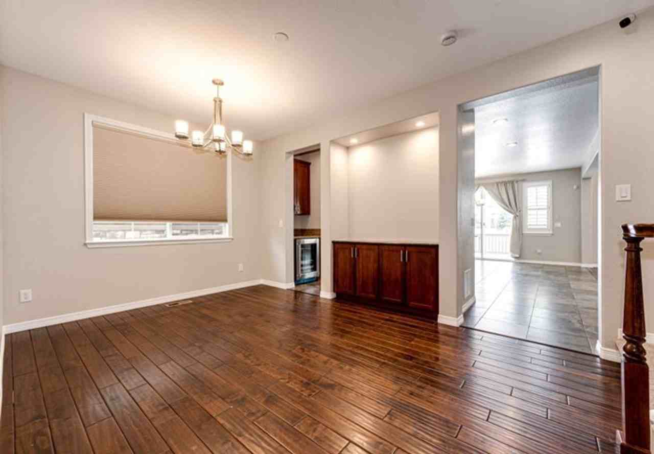 10914 Valleybrook Cir - Photo 6 of 41