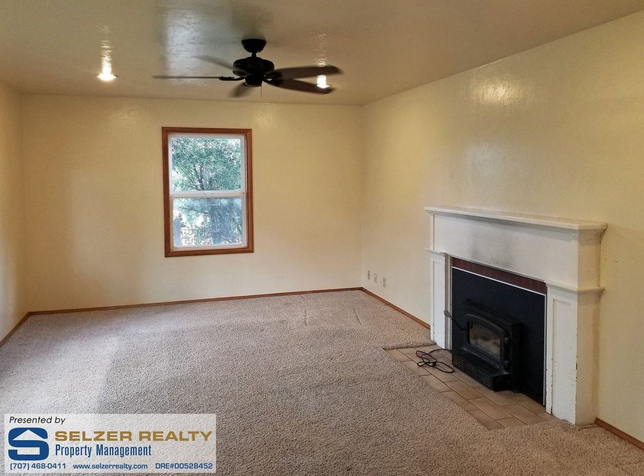 12501 Hawn Creek Rd - Photo 3 of 6