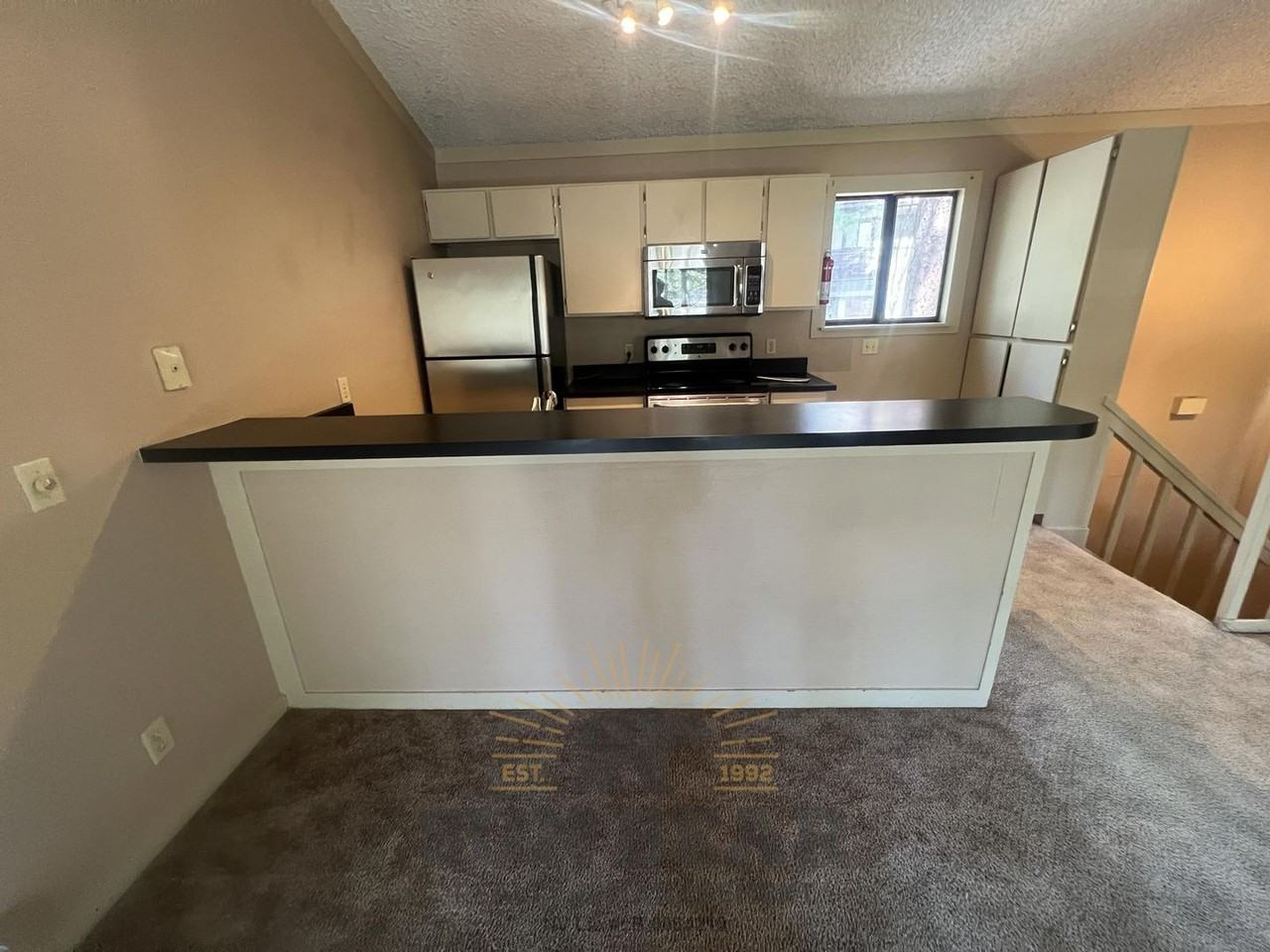 811 Southwood Blvd - Photo 3 of 20