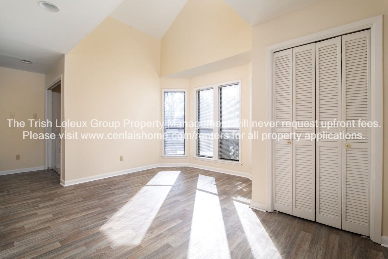 5537 Downing St - Photo 4 of 9