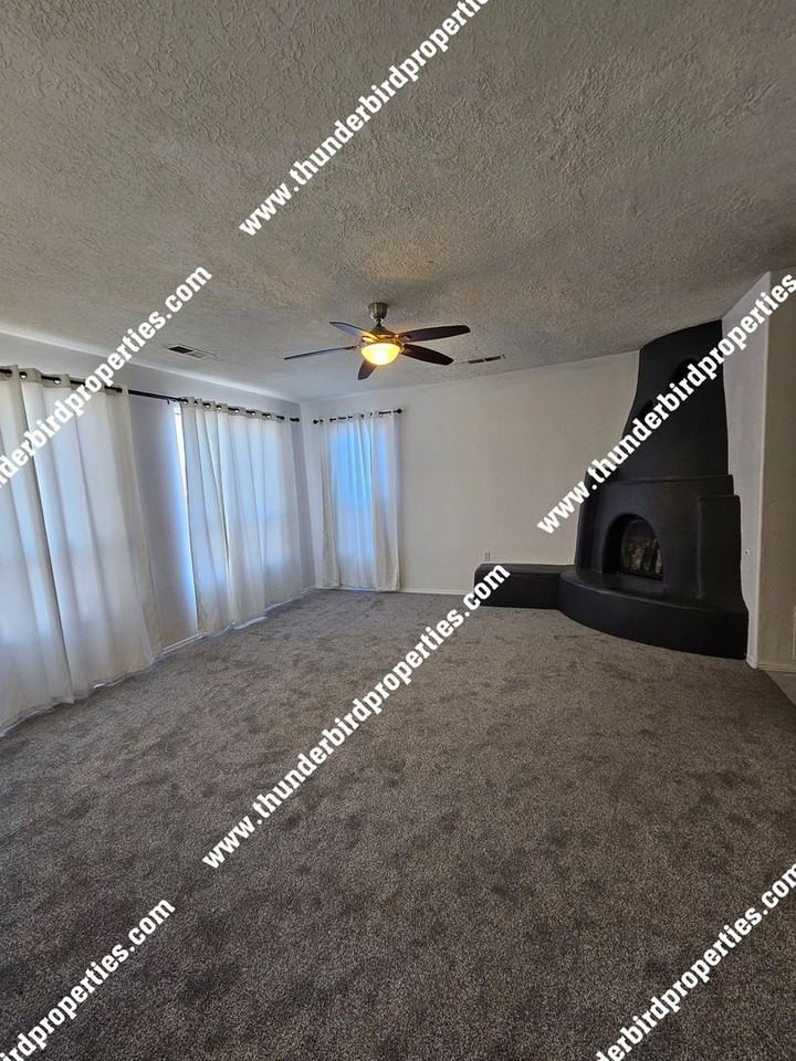 10519 Rosefinch Dr Nw - Photo 7 of 23