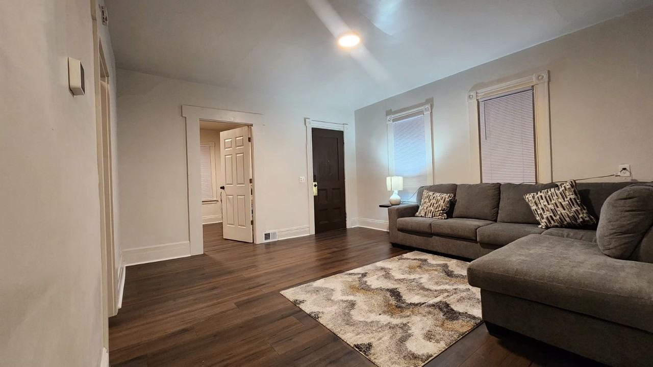 55 Weyl Street - Photo 5 of 45