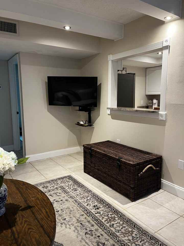 1011 S Miramar Ave #3 - Photo 2 of 15
