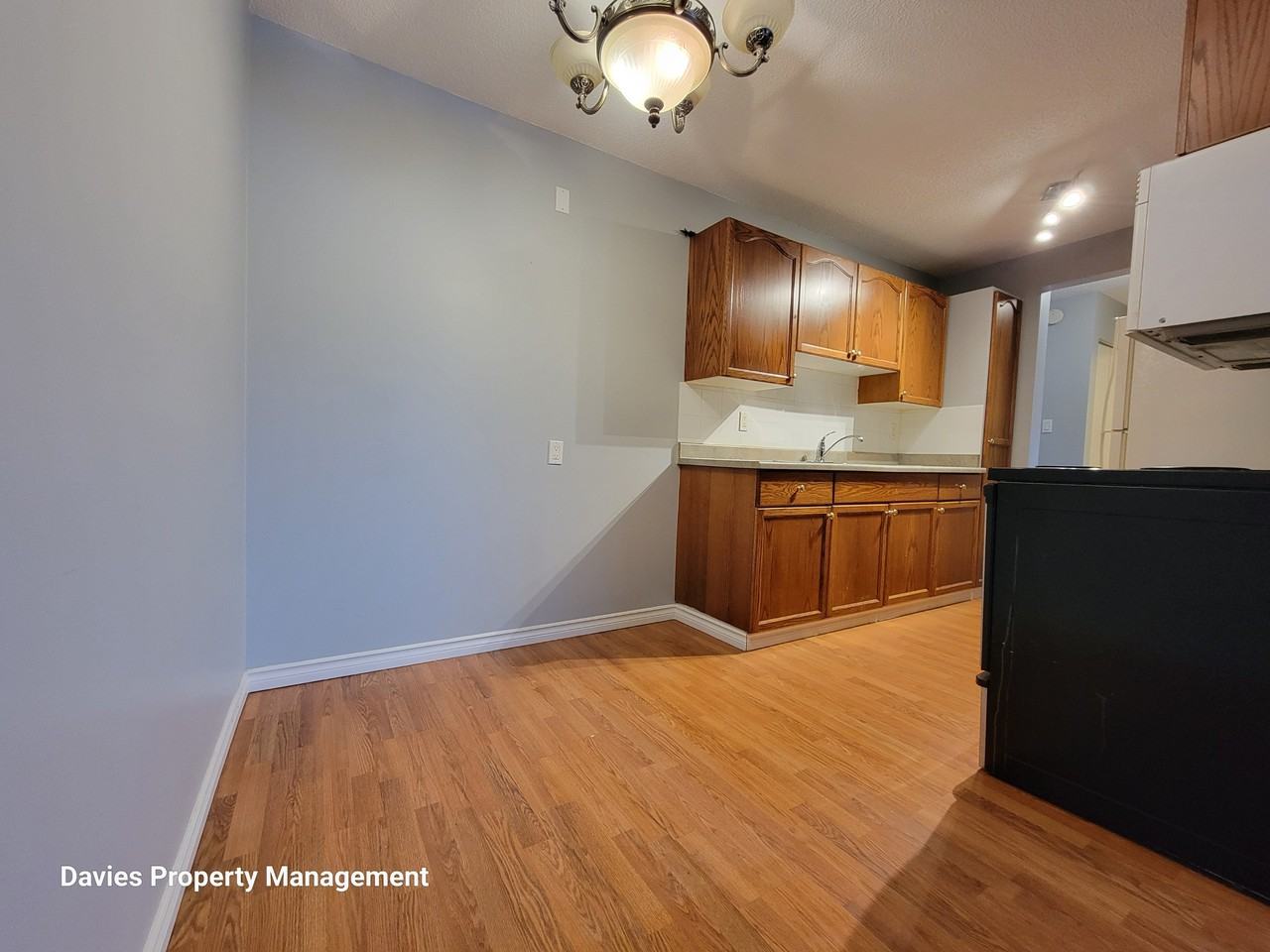 10230 114 St Nw #104 - Photo 3 of 10