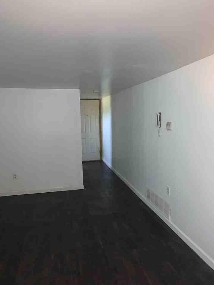 816 Pennsylvania Street - Photo 2 of 11