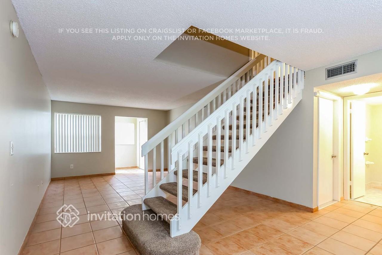 12149 Sw 50th Ct - Photo 2 of 18