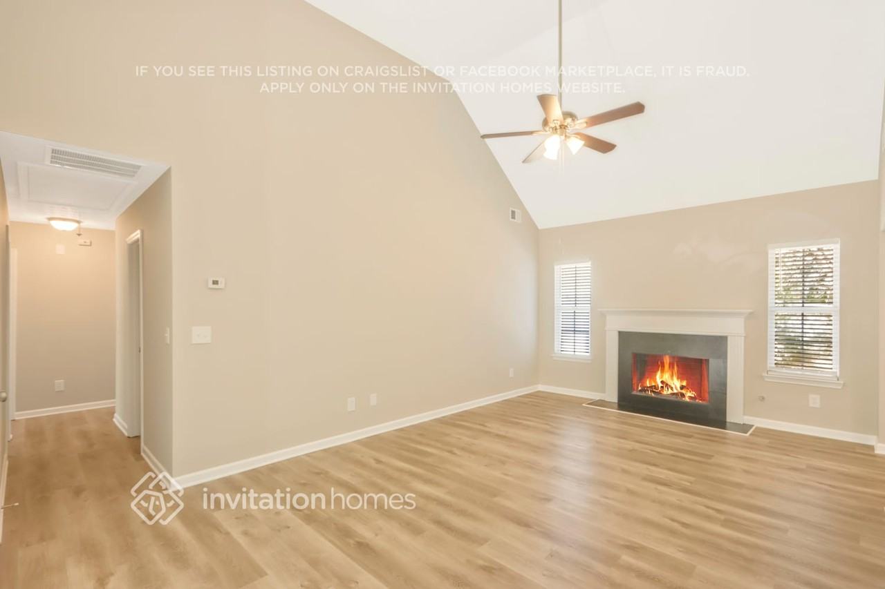 55 Dairyland Dr - Photo 2 of 23