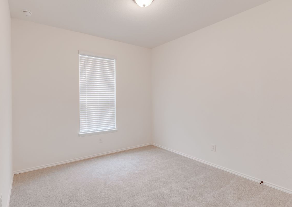 1621 Garlock Dr - Photo 5 of 25