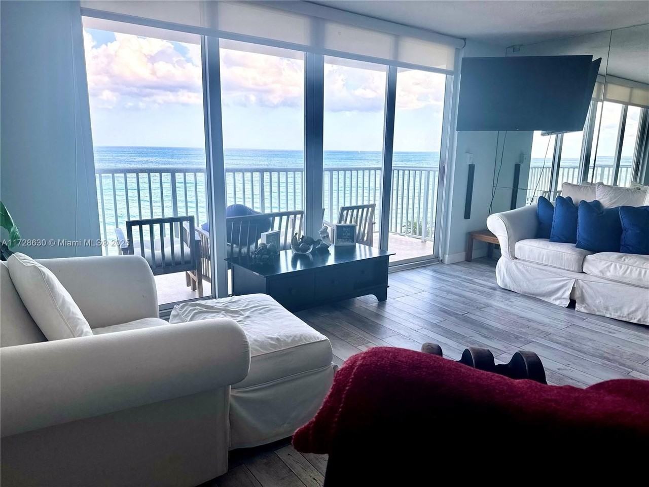 400 N Surf Rd #701 - Photo 6 of 26