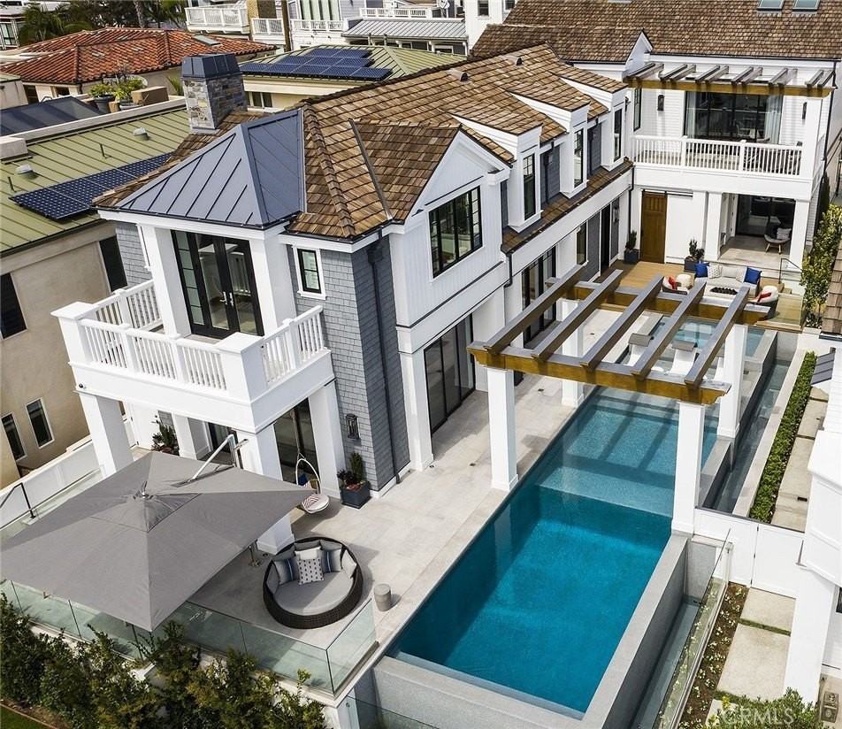 3312 Ocean Blvd - Photo 2 of 16