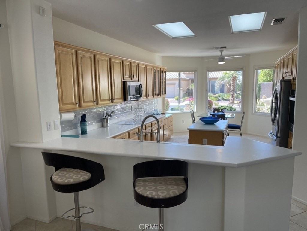 35330 Rosemont Dr - Photo 5 of 38