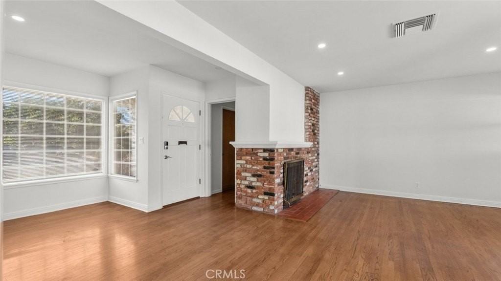 19349 Friar Street - Photo 7 of 35