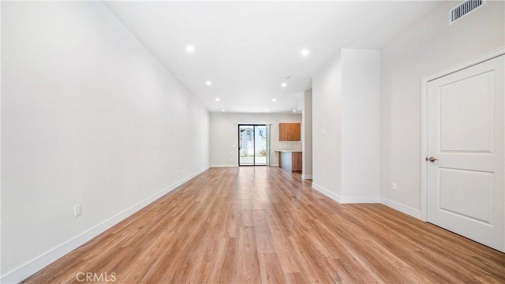 1128 Stanley Avenue #D - Photo 4 of 14