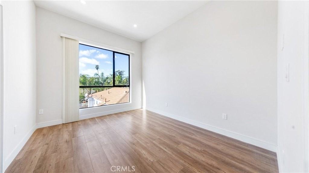 1128 Stanley Avenue #D - Photo 6 of 14