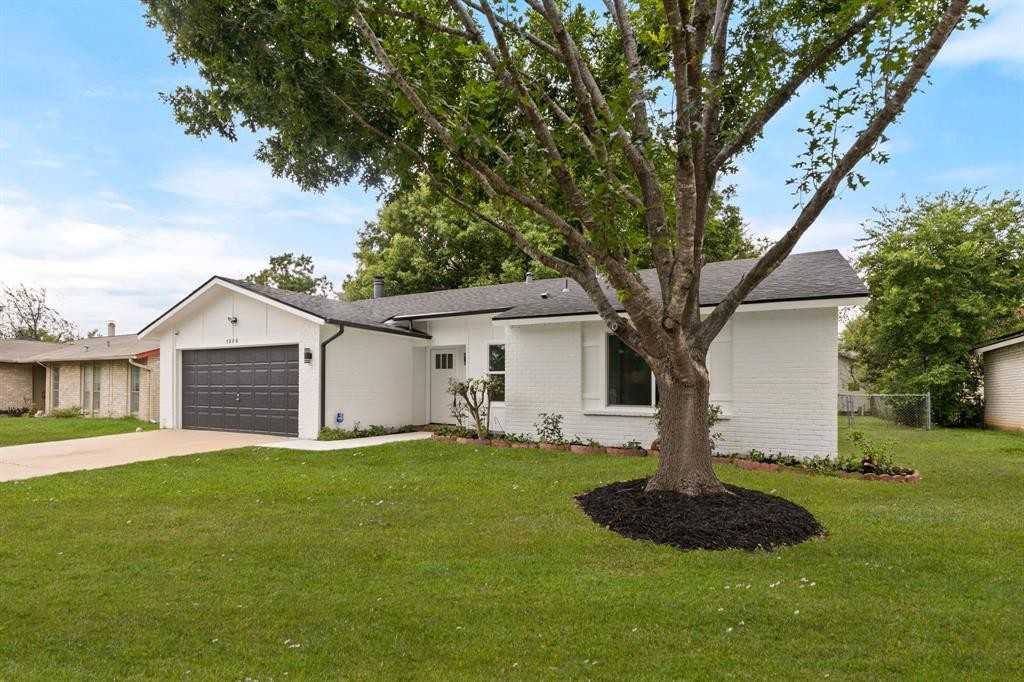 1006 Wayne Dr - Photo 3 of 8