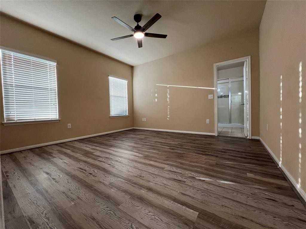 136 Moulins Ln - Photo 2 of 8