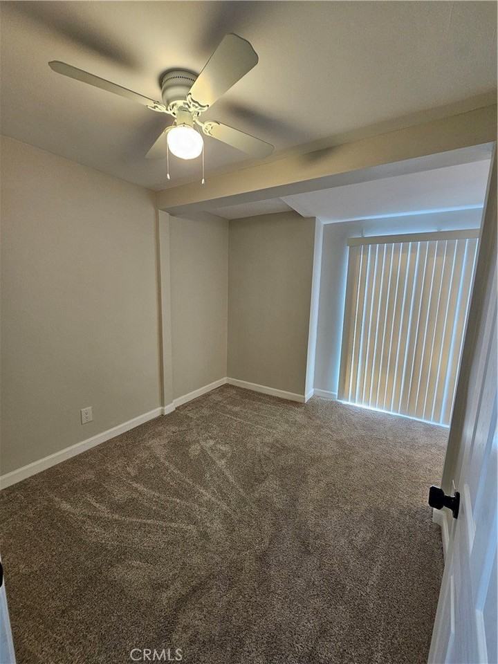 290 N Jewell Pl - Photo 5 of 18