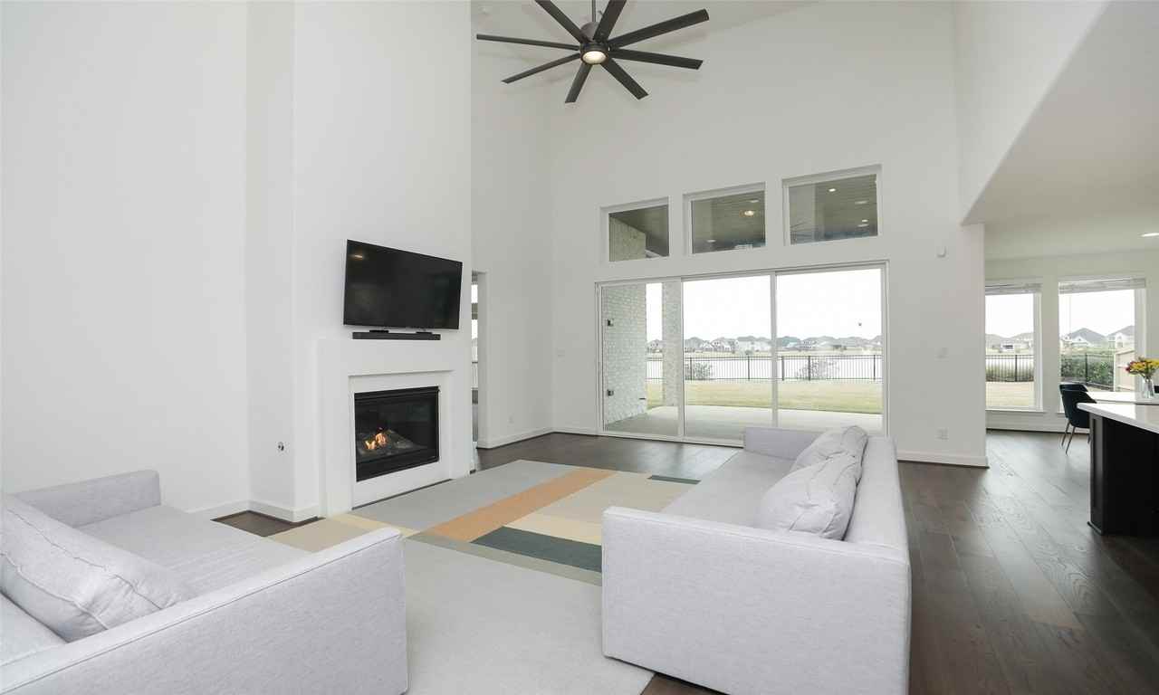 20715 Yearling Pasture Ln - Photo 3 of 46