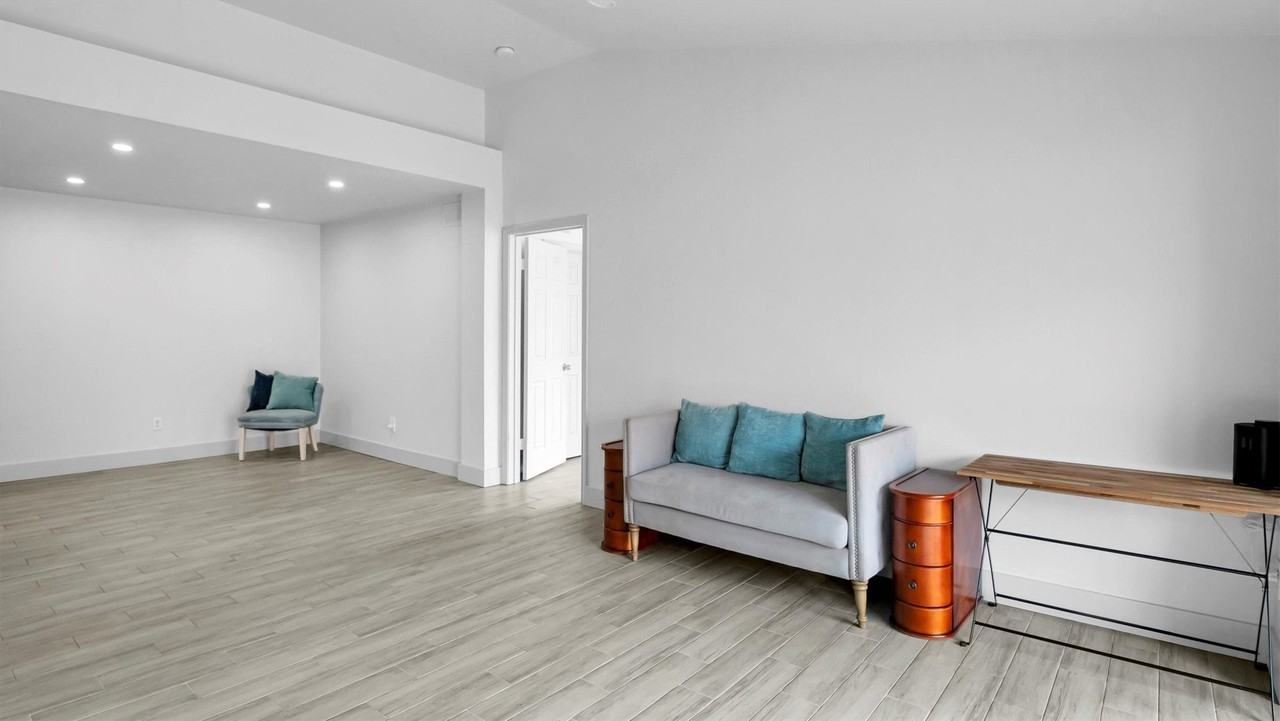 3231 Allen Parkway Parkway #1303 - Photo 6 of 48