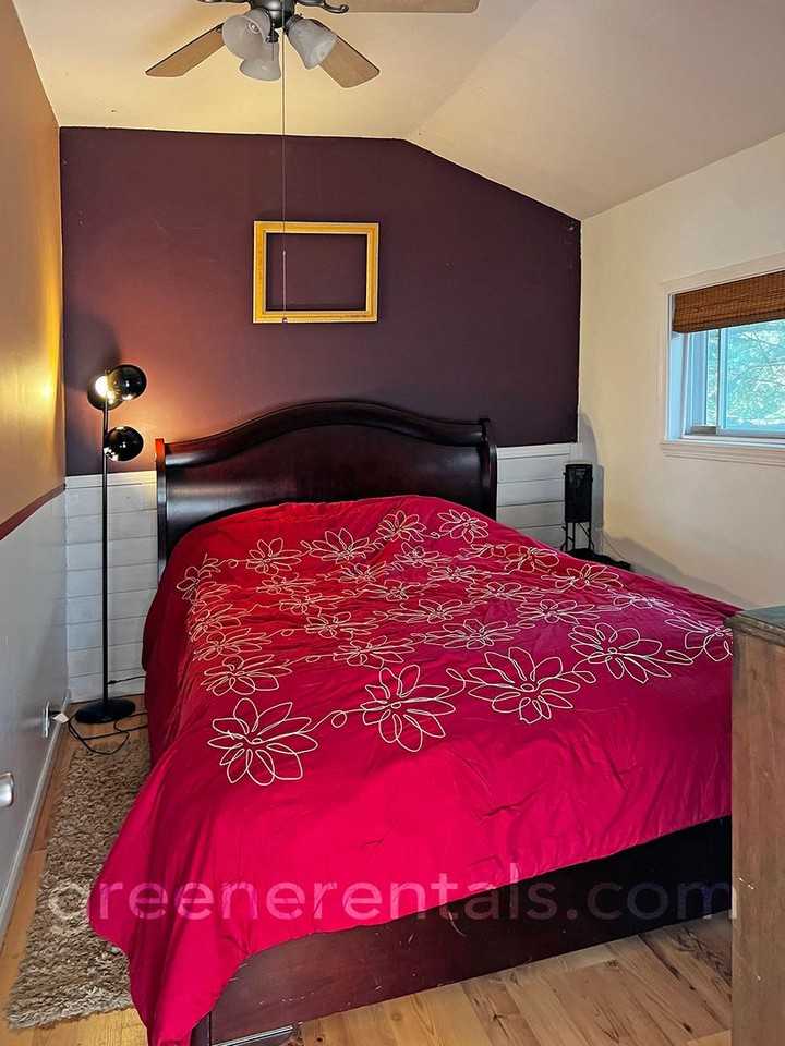 10514 Guthrie Rd #A - Photo 7 of 8