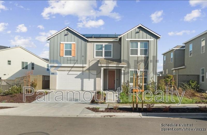 4202 Randa Way - Photo 2 of 38