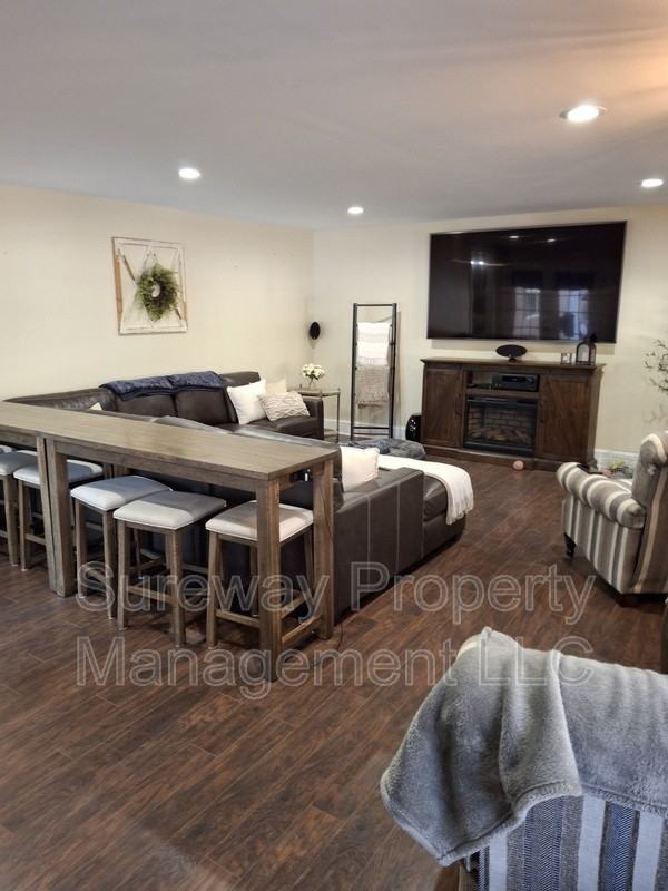 213 Moss Mill Rd - Photo 2 of 24