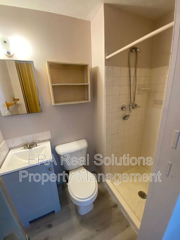 3272 W 98th St - Photo 4 of 4