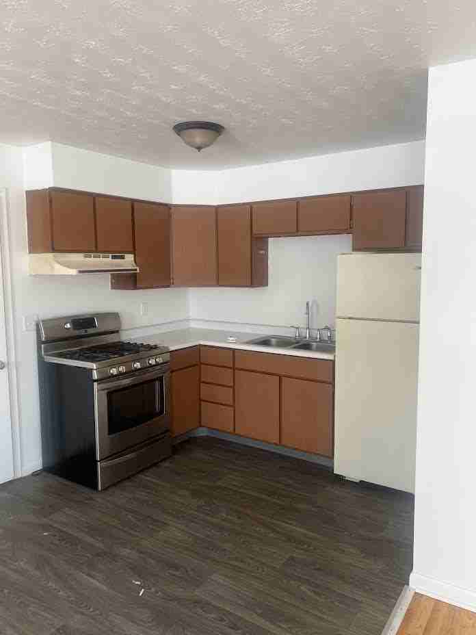 1223 Brady St #2 - Photo 3 of 5