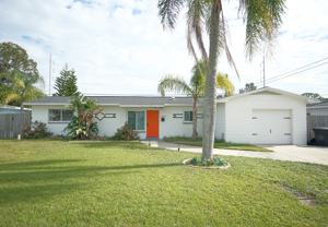 7325 10th St N - Photo 1 of 1