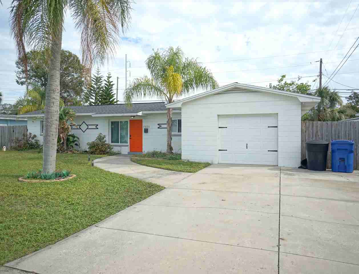 7325 10th St N - Photo 2 of 22