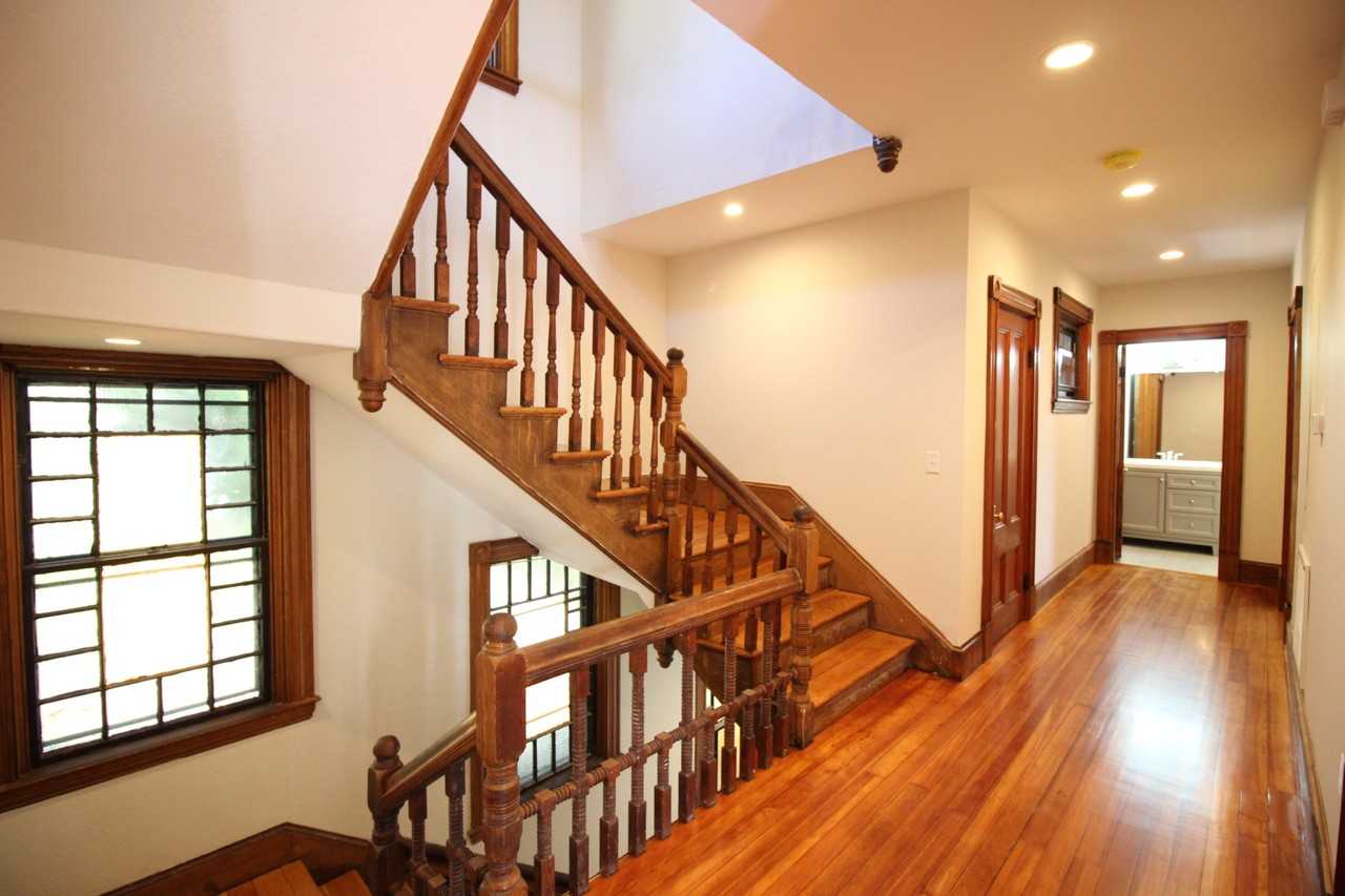 68 Beech Glen St #2 - Photo 4 of 14
