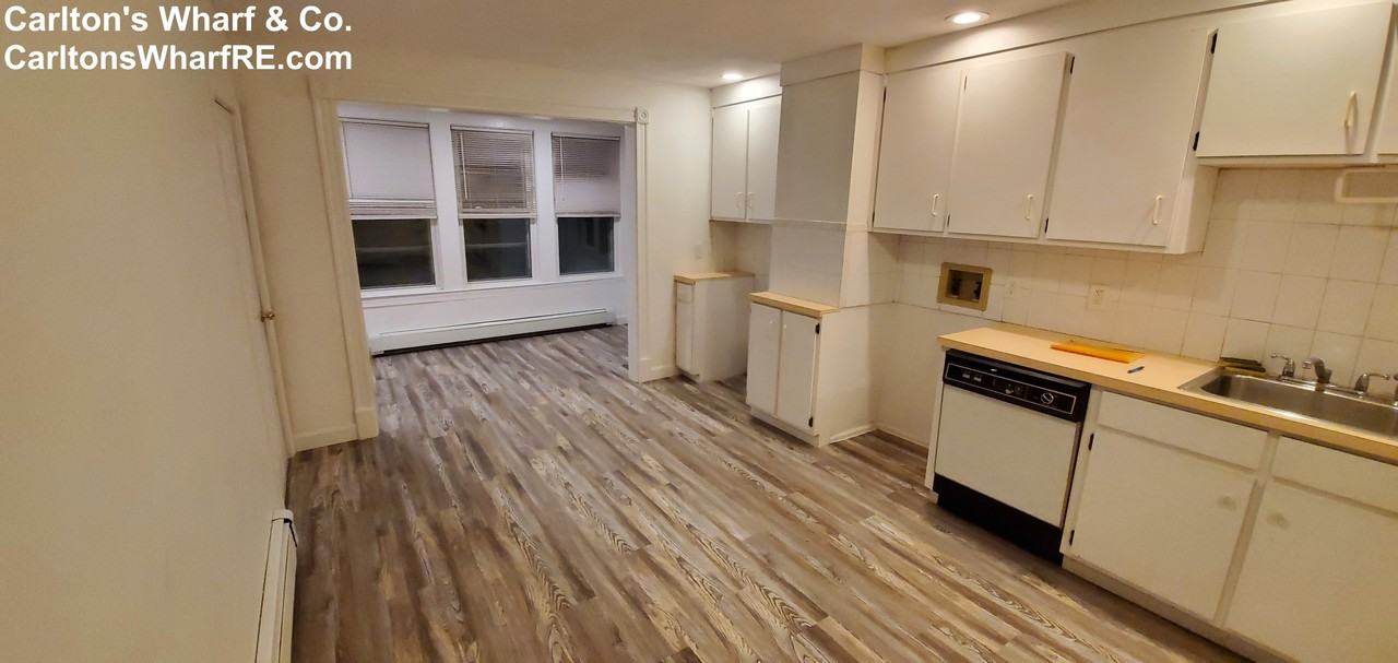 728 Bennington St #2 - Photo 2 of 19